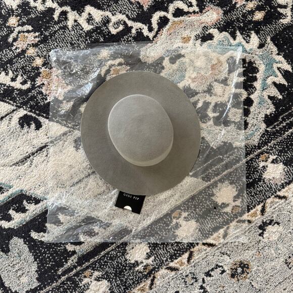 GIGI PIP Dahlia Boater Hat Light Grey main image 5